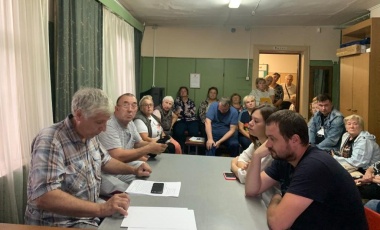 Встреча с инициативными жителями кварталов Новский и Безменково